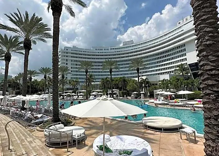 Top Book Now Pay Later Hotels in Miami